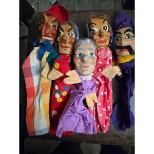 Wooden / Hand Carved Puppets